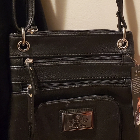 Nicole Miller hand bag - Picture 3 of 3